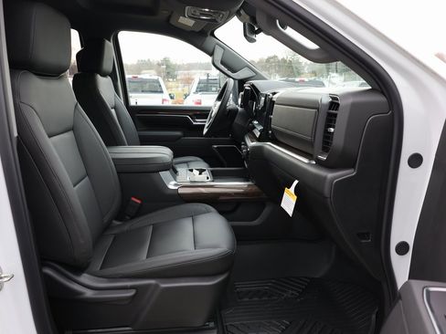 New 2026 Chevrolet Silverado 2500 LT w/ Trail Boss Package image 40