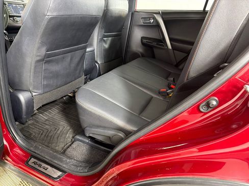 Used 2018 Toyota RAV4 SE w/ Advanced Technology Package FWD image 22