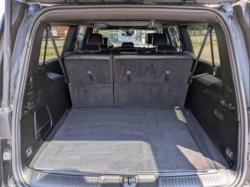 Used 2025 Jeep Wagoneer L 4WD w/ Premium Group I image 13