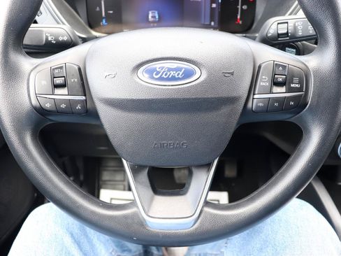 Used 2025 Ford Escape Active AWD/4WD image 27