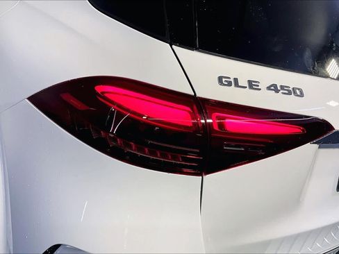 New 2026 Mercedes-Benz GLE 450 4MATIC image 5