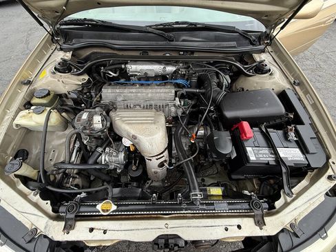 Used 2001 Toyota Solara SE image 10