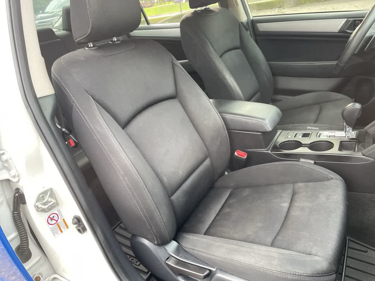 Used 2015 Subaru Legacy 2.5i AWD/4WD image 14