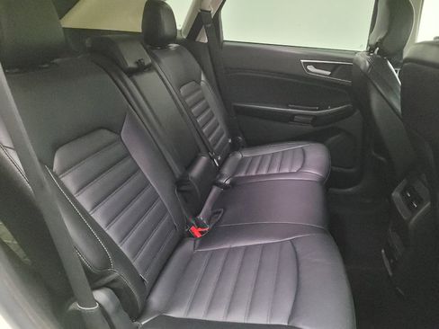 Used 2016 Ford Edge SEL w/ Equipment Group 201A FWD image 19