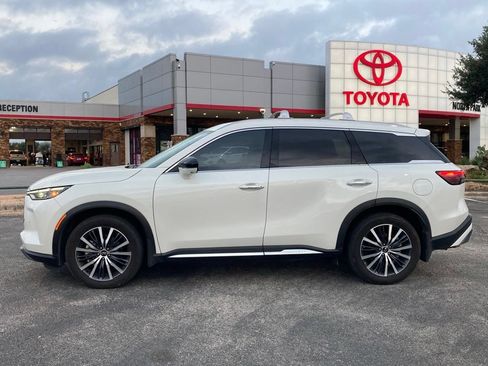 Used 2025 INFINITI QX60 Sensory w/ Vision Package AWD/4WD image 7