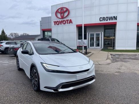 New 2026 Toyota Prius Plug-In Hybrid image 1