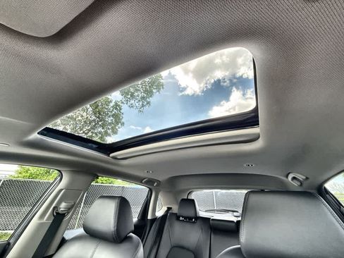 Used 2025 Honda HR-V EX-L image 17