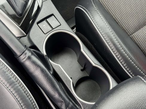 Used 2014 Toyota Corolla S image 7