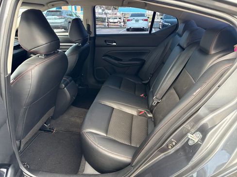 Used 2024 Nissan Altima 2.5 SR image 24