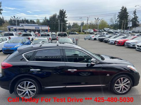 Used 2016 INFINITI QX50 AWD w/ Technology Package image 7