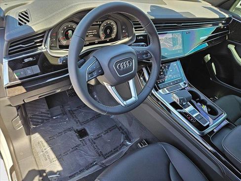 New 2025 Audi Q8 Premium Plus image 3