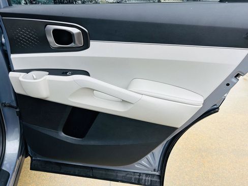 Used 2025 Kia Sorento S w/ Panoramic Sunroof Package FWD image 30