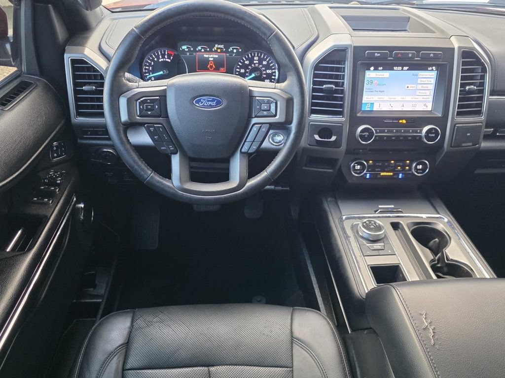 Used 2018 Ford Expedition XLT w/ Equipment Group 202A RWD image 11