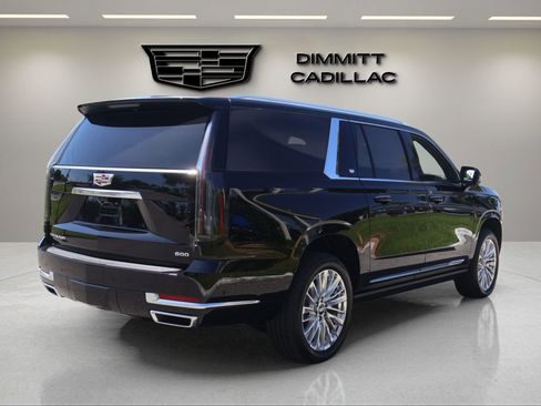 New 2026 Cadillac Escalade ESV Luxury w/ LPO, Floor Liner Package AWD/4WD image 5