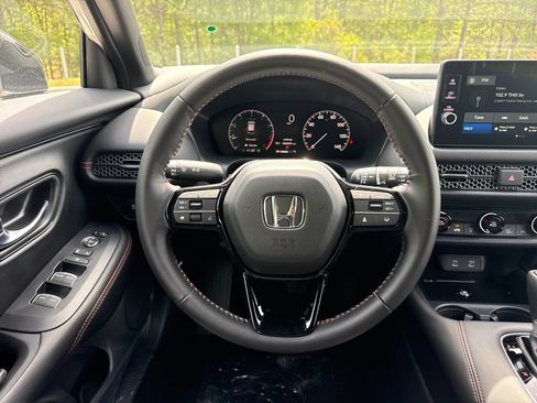 Used 2026 Honda HR-V Sport image 21