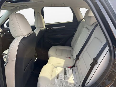 New 2025 MAZDA CX-5 AWD 2.5 S w/ Preferred Package image 13