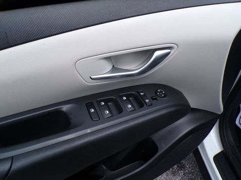 Certified 2023 Hyundai Tucson SEL AWD/4WD image 23
