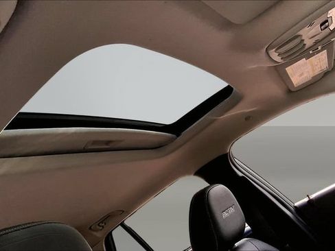 Used 2025 Chevrolet Trax ACTIV w/ Sunroof Package FWD image 22