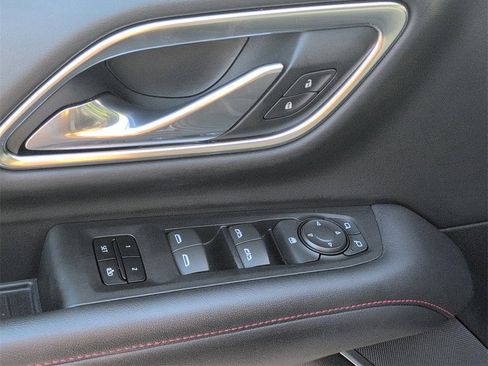 Used 2021 Chevrolet Tahoe RST image 17