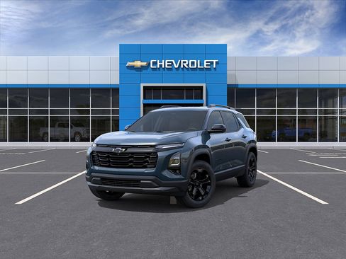 New 2026 Chevrolet Equinox LT w/ Midnight Edition FWD image 8
