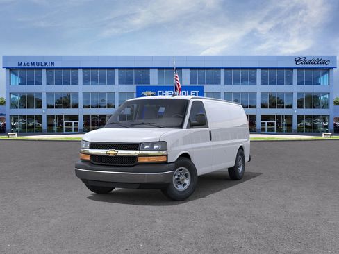 New 2025 Chevrolet Express 2500 w/ Driver Convenience Package image 8