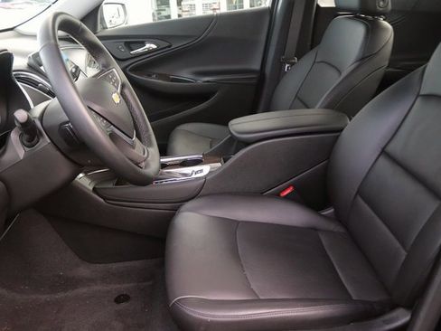 Used 2023 Chevrolet Malibu LT image 12