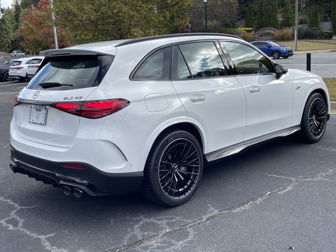 New 2026 Mercedes-Benz GLC 43 AMG 4MATIC image 6