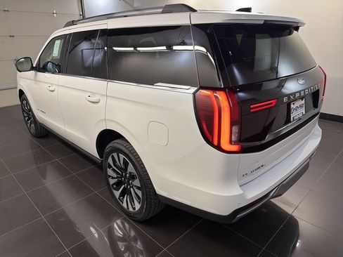 New 2026 Ford Expedition Platinum w/ Driver's Package AWD/4WD image 4
