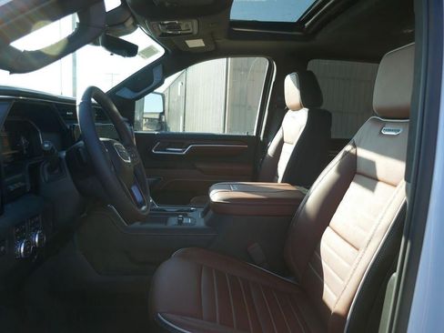 New 2026 GMC Sierra 2500 Denali Ultimate AWD/4WD image 21