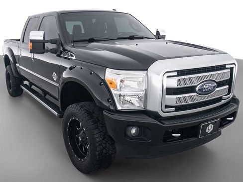 Used 2015 Ford F250 Platinum w/ FX4 Off-Road Package AWD/4WD image 1