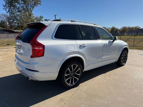 Used 2018 Volvo XC90 T5 Momentum w/ Momentum Plus Package image 5