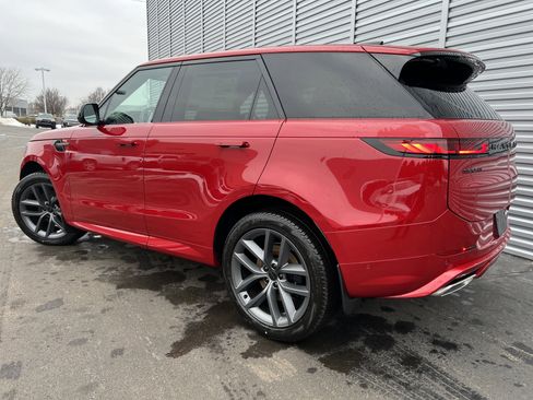New 2026 Land Rover Range Rover Sport Dynamic SE image 3