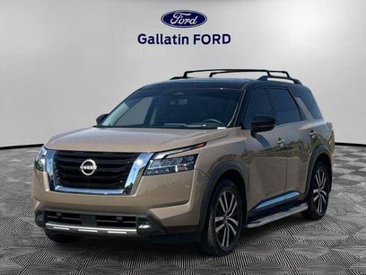 Used 2023 Nissan Pathfinder Platinum