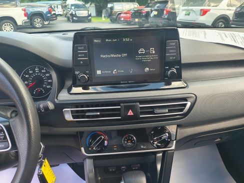 Used 2021 Kia Seltos LX AWD/4WD image 22