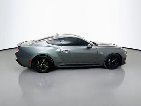 Used 2025 Ford Mustang GT RWD image 8