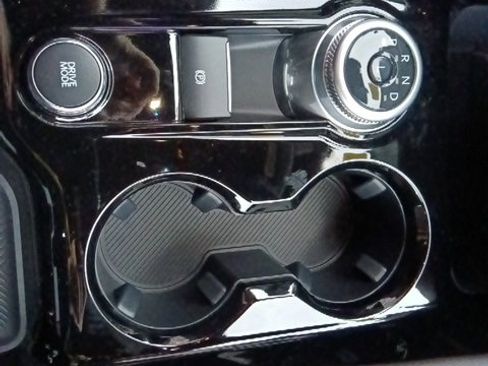 New 2026 Ford Explorer Platinum image 24