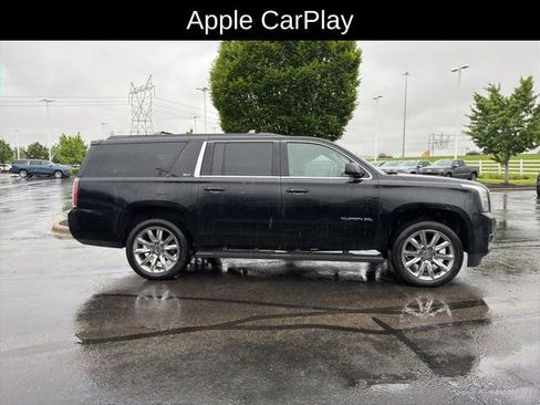 Used 2016 GMC Yukon XL SLT w/ Open Road Package AWD/4WD image 3