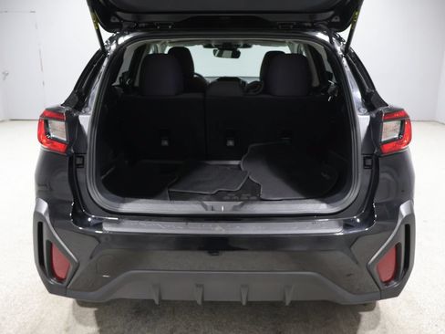 Used 2026 Subaru Crosstrek 2.5i Premium AWD/4WD image 18