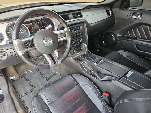 Used 2014 Ford Mustang GT Premium w/ Comfort Package RWD image 14