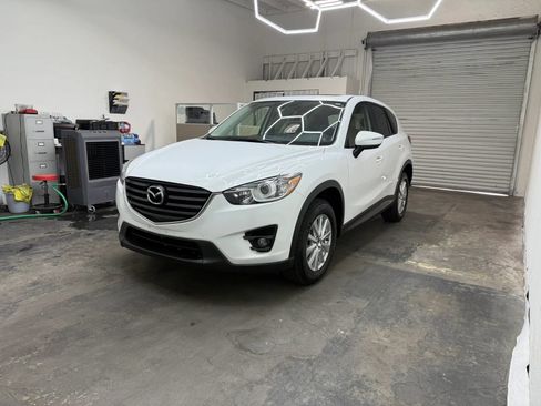 Used 2016 MAZDA CX-5 Touring w/ Bose/Moonroof Package FWD image 5