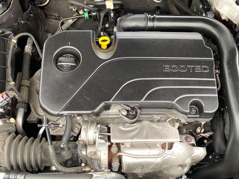 Certified 2023 Chevrolet Malibu LT FWD image 21