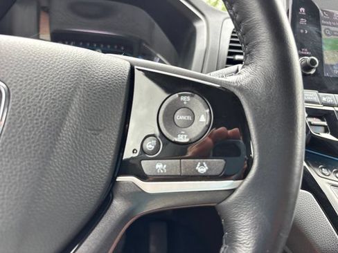 Used 2024 Honda Odyssey Elite image 35