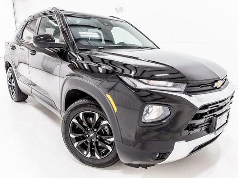 Used 2022 Chevrolet TrailBlazer LT w/ Driver Confidence Package FWD image 10