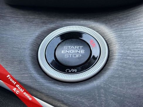 New 2025 Jeep Grand Cherokee L Limited image 23