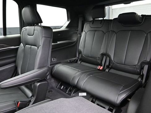 New 2026 Jeep Grand Cherokee L Limited AWD/4WD image 24