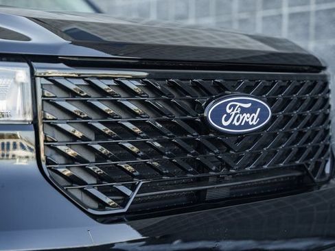 New 2026 Ford Maverick XLT w/ XLT Luxury Package AWD/4WD image 14