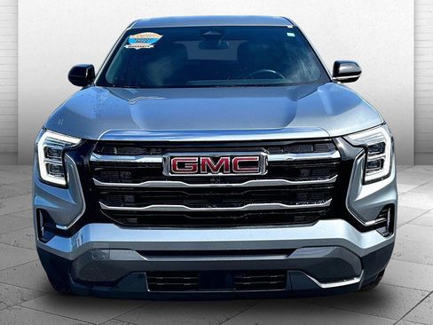 Used 2026 GMC Terrain Elevation FWD image 2