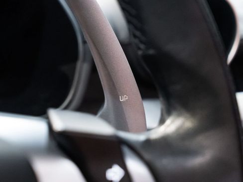 Certified 2020 Ferrari Portofino RWD image 32