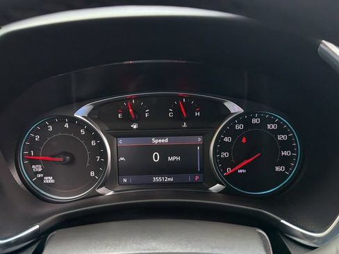 Used 2023 Chevrolet Equinox Premier FWD image 30