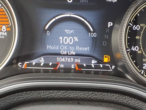 Used 2019 Jeep Cherokee Limited AWD/4WD image 32